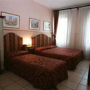 https://ariston-mestre.hotelinveneto.com